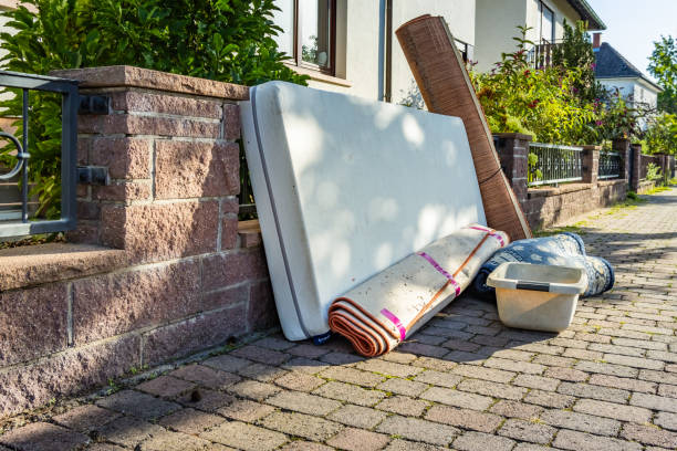 Best Junk Hauling Services  in Lincoln, NE